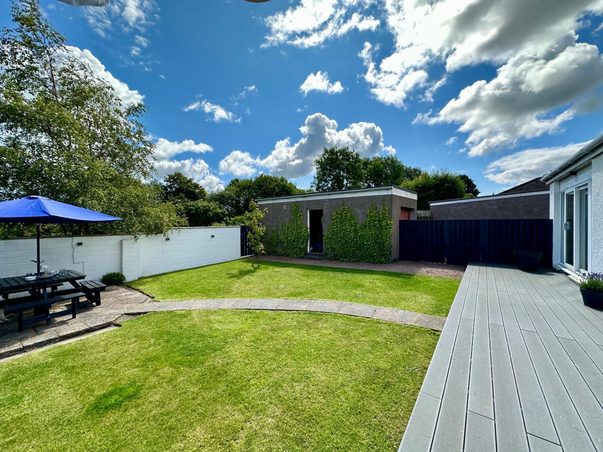 Holiday home Lovely House & Garden, Short Walk To Town & Beach.